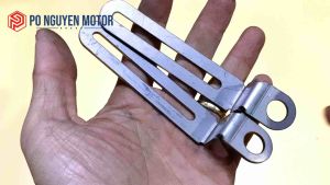 Pát inox lắp đèn bi mini trên chân phuộc cho xe tay ga