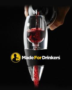 Magic Wine Decanter / Aerator - Decant your red wine in seconds/ Comes in a hardcase gift box [Made For Drinkers]