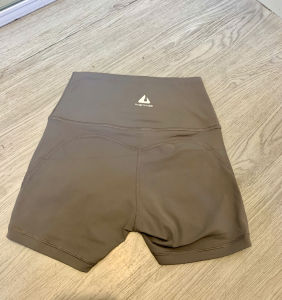 Quần Short 2 lớp NAQI 7006 tập gym yoga thể thao quần tập chống lộ vải lulu Creora