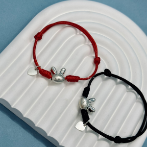 Vòng tay charm thỏ bạc mix dây sáp SILVER CHIC bạc 925
