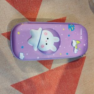 Hộp bút nổi 3D họa tiết hoạt hình - Vải Canvas dạ nỉ Trùm Sỉ Gia Thành