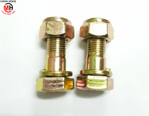 Ốc gắn lưỡi xới 12x30 màu vàng hàng nhập dùng cho tất cả các loại máy cày (1 ốc)