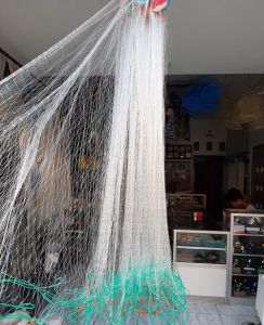 Jaring ikan siap pakai 3 lapis tinggi 1m panjang 20m bandul lanting tanah (bahan seperti genteng) Jaring Ikan Murah Jaring Ikan Bentang Jaring Kantong Jaring Gondrong Jaring Pukat