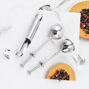Double Purpose 304 Stainless Steel Teas Infuser With Extendable Handle Plus Kitchen Dusters For Baking Essential