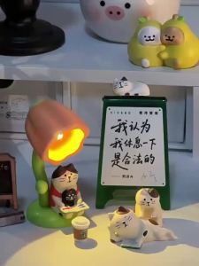 "Day Off Today" Cute Desk Decor / Office Mood Ornaments / Vibe-BoostingDecoration / Gift for Colleagues & Friends / Creative Birthday Present