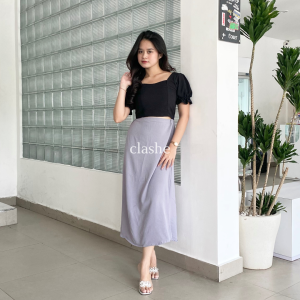 Elva Skirt Rok Payung Wanita Crinkle Airflow Anti Lecek Korean Style Terbaru Kekinian Viral by Clashe