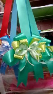 พวงมาลัยบิ้งปัจฉิม 20ใบบริบท, โบว์ริบบิ้น 3ชั้น