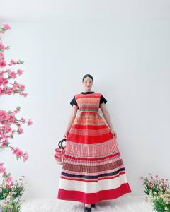 เดรสยาว ลายงานผ้าปัก ลายเต็ม หน้า-หลัง มีกระเป๋าทั้ง 2 ข้าง ซิปหลัง ทรงสวย ใส่สบาย