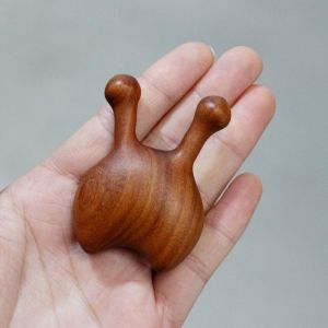 Green Sandalwood Eye Nose Massager Acupuncture Stick Portable Ear Face Nose Scraping Artifact Health Care