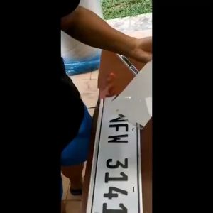 2Pcs License Plate Frame with Cover Chrome Stainless Universal Car License Plate Holder Frames