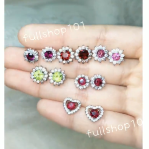 时尚女孩钻耳环 Earrings Fashion (Ready Stock）