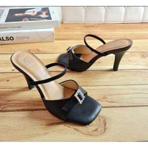Sandal Wanita High Hells Lucu
