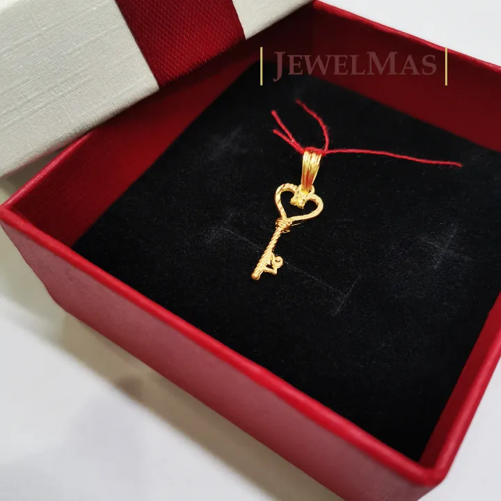 916 gold clearance key pendant