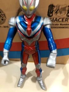 Mainan Super Hero ada lampu dan suara