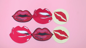 10Pairs Pairs Nipple Covers Kisses Pasties Nipple Covers Stickers for Women Rave Party Disposable Sticky Breast Petals