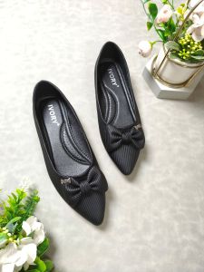 IVORY Sepatu Wanita Flat Import Simple dan Cantik 536-J1