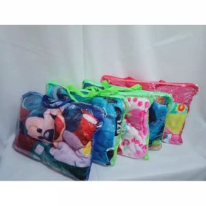 Selimut Bulu Halus Tebal 150x200 cm Motif Karakter Impor Murah Berkualitas/selimut motif bonita