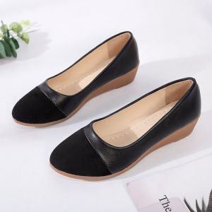 [Free Shipping] Shallow-Toe WomenS Shoes New Spring/Autumn Collection Available In Larger Sizes Round-Toe With A Wedge Heel And A Comfortable Design Suitable For Mothers