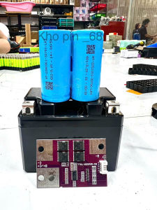 Combo linh kiện đóng bình đề xe gồm 4 cell 32700 mới 1 mạch bms 4s 640a 1 vỏ bình đề xe yt4