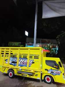 truk oleng brewog audio bahan full kayu ukuran jumbo p 55cm pintu belkang bisa dibuka full