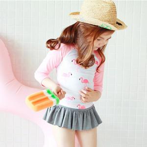 Two Piece Swimwear for Kids Girls 1-12 Y Girls Swimming Suit with Swim Cap Long Sleeve Rash Guard for Children White and Pink Patchwork with Flamingos Pattern