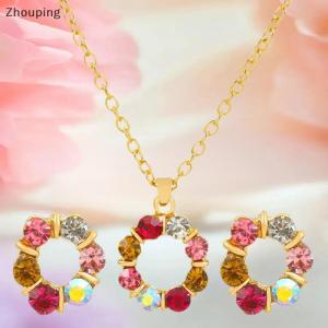 【ZP】 Flash Sale Cute 3Pcs Necklace Earrings Set Ladies Celebrity Simple Fashion Style Exquisite Stained Circle Shape Jewelry