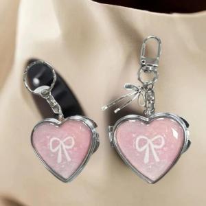 YAFEN Y2K Trendy Heart Folding Mirror Keychain Sweet Cool Metal Keyring Makeup Mini Mirror Fashion Bag Pendant Girly Gifts