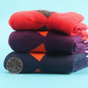 Vớ tất LI-NING CHÍNH HÃNG cầu lông tennisTất LI-NING loại dày chơi thể thao Chống mùi mềm mại thấm hút mồ hôi LN01