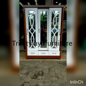 Lemari Pakaian 3 Pintu Sliding Kayu Bloktik /trinityjayafurniture