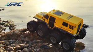 RC Amphibious Remote Control Car  Waterproof 2.4 GHz Remote Control Boat for Kids  All Terrain RC Stunt Car Off Road 8WD Remote Control Vehicle Water Beach Pool Toy