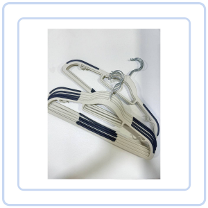 【Pure Care】 Multifunctional Anti Slip Hangers Non-Slip Clothes Plastic Hangers Households