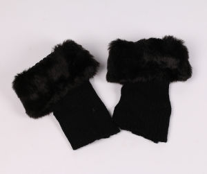 1 Pair Winter New Style Women Warm Faux Fur Flip Over Short Boot Cover Knitted Fur Leg Cover Warmers Boot Socks Winter Essential Items