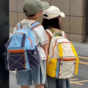AE Lightweight large-capacity childrens hiking backpack color-blocking outdoor double-shoulder backpack for kindergarten and primary school students leisure travel school bag