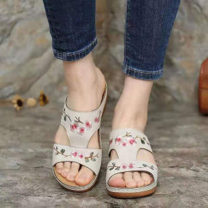 Free Shipping New Spring Collection: Plus-Size WomenS Sandals With A Wedge Heel Thick Sole And Embroidered Floral Design In An Ethnic Style