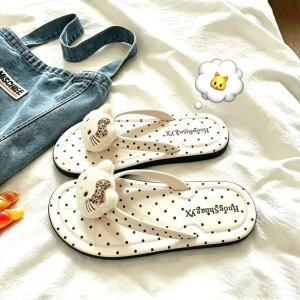[Free Shipping] New stylish polka dot cat flip-flops for women super soft and durable for beach vacations and outdoor use