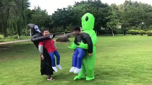 Cross-Border Hot Selling Alien Inflatable Clothing Funny ET Halloween Costume Festival Party Green Ghost Hugging Play Costume