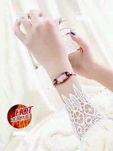 Womens Fashionable Oval Waterproof Quartz Watch in Tungsten Steel Color Compact Womens Watch