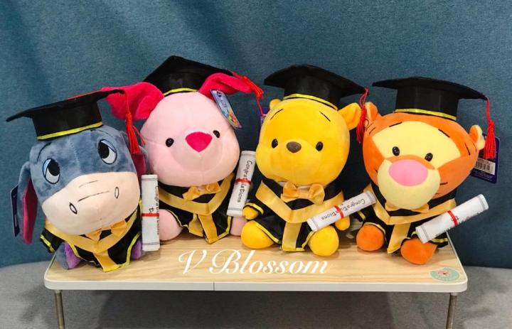 20cm Graduation Plush Winnie The Pooh Eeyore Piglet Tigger