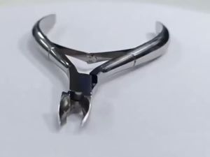 Stainless Steel Cuticle Nipper Remover Scissors Finger Care Manicure Nail Clipper Dead Skin Tools Gold and Sliver