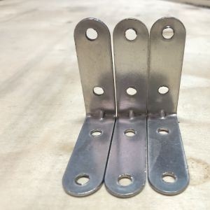 Ke góc vuông INOX chữ L bản rộng 1.5 cm ( 5x5x1.5 cm )