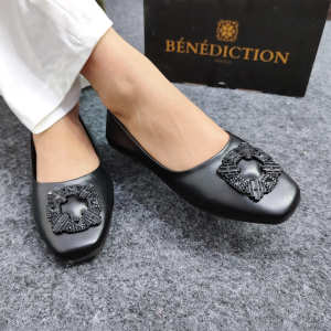 Salma Sepatu Sandal Wanita Slip On Mules Size 37 - 40 Casual Selop Premium Perempuan Kekinian Terbaru Sepatu Sandal Model Kekinian Terlaris // Sepatu Wanita Bahan Berkualitas Dan Dijamin Awet