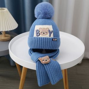 Okady Mũ mùa đông cho trẻ em và Bộ khăn choàng đáng yêu với thiết kế hình gấu dễ thương Beanie dệt kim ấm áp với Pom Pom cho bé trai và bé gái