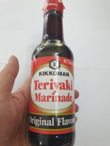 Sốt tẩm ướp truyền thống Teriyaki hiệu Kikkoman (chai thủy tinh) 250ml nhập khẩu Nhật bản