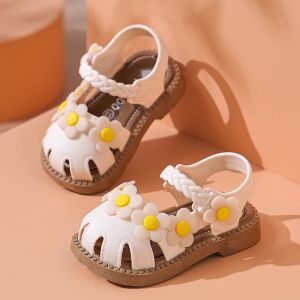 Sandals Princess Style Soft and Comfortable Sole Girls Shoes Soft Sole Summer Compact and Exquisite Styling