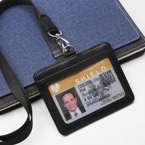 แฟชั่นใหม่พนักงานธุรกิจงานจำนวนผู้ถือป้ายบัตรที่มีเชือกเส้นเล็กหนังแท้บัตรรถบัสปกนักเรียนสำนักงานคนงานพนักงานบัตรประชาชนกรณี