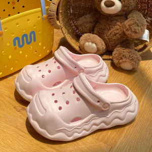 [Free Shipping] Cute Cartoon Clogs For Women Summer 2026 Thick-Soled Height-Increasing New Style Non-Slip Beach Sandals With A Closed-Toe Design