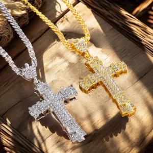 [haoh] เครื่องประดับสร้อยคอสำหรับผู้ชายจี้ไม้กางเขนแนวย้อนยุคไม่เหมือนใครประดับพลอยเทียมสไตล์ฮิปฮอป