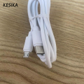 Cáp sạc tốc độ cao với USB-A để Loại-C để sạc nhanh. 