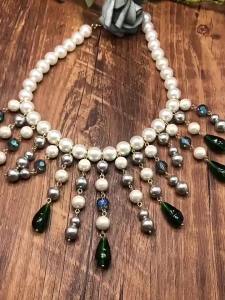 European and American vintage glass pearl necklace fashionable tassel high-end design collarbone chain womens jewelry