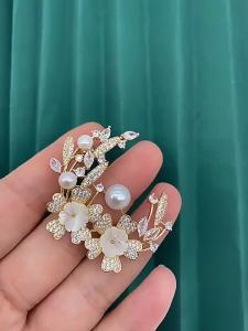 Pearl Sakura Flower Brooch Crystal Leaf Rhinestone Elegant Fashion Jewelry